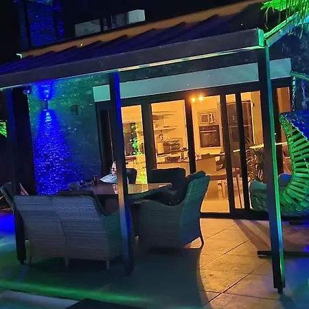 With Private Pool And Sea View * Dikili